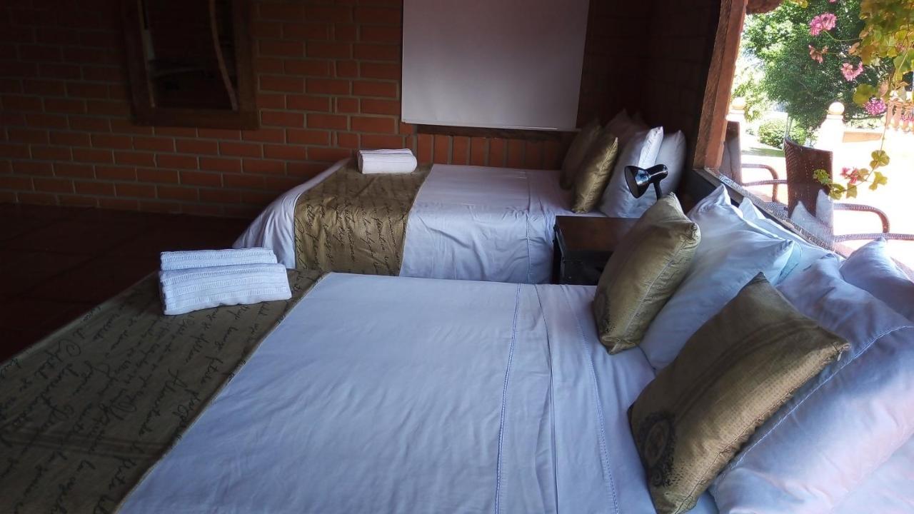 Finca Casa Loma Guest House El Penol  Room photo