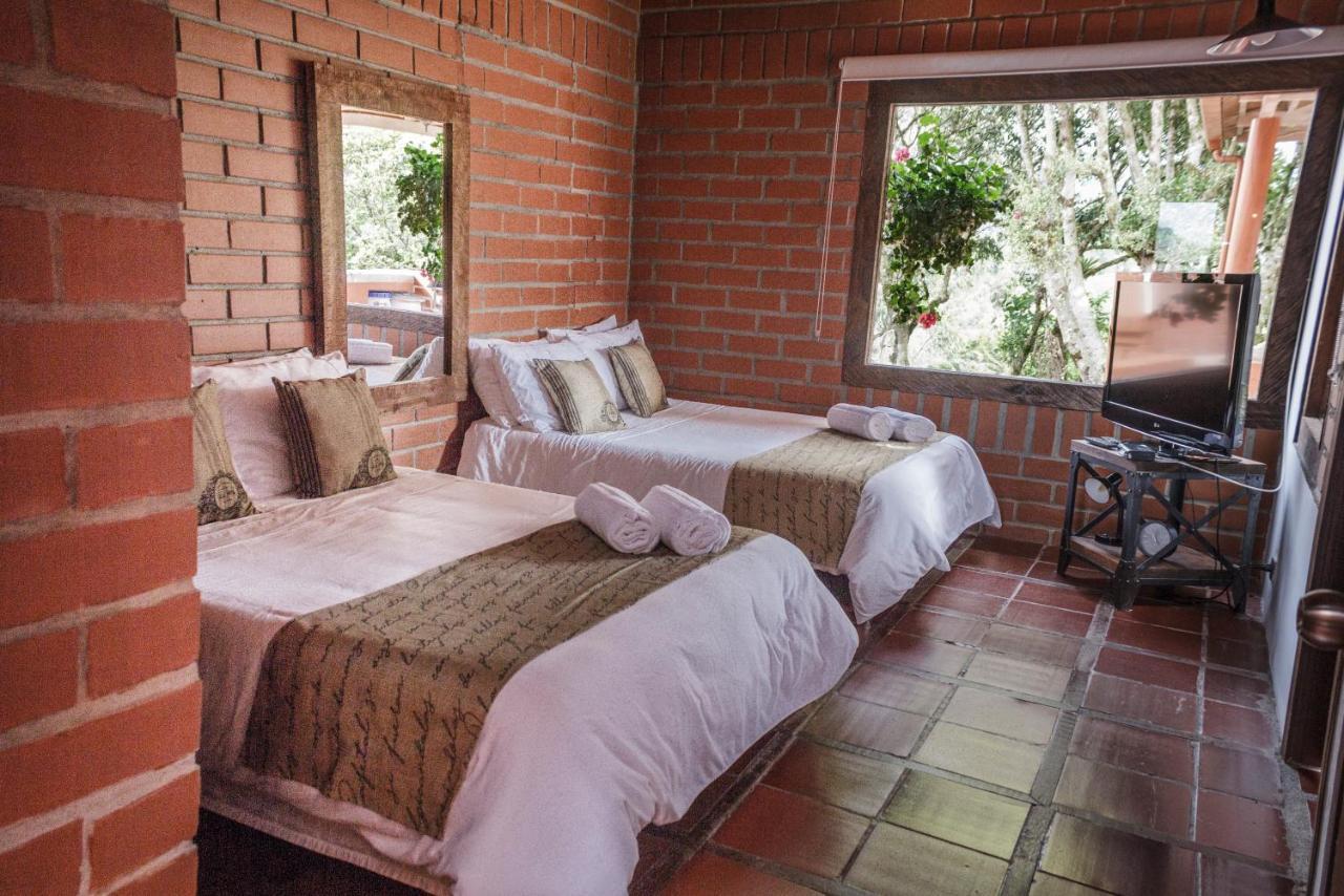 Finca Casa Loma Guest House El Penol  Exterior photo
